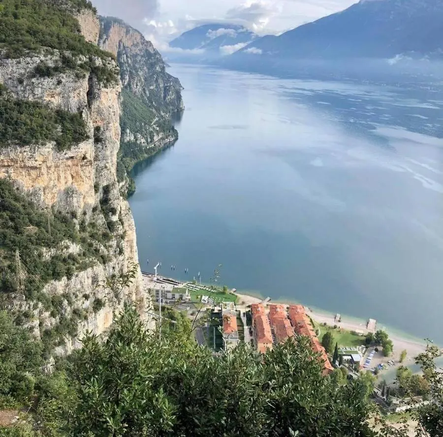 Antica Campione Rooms & Hostel Campione del Garda