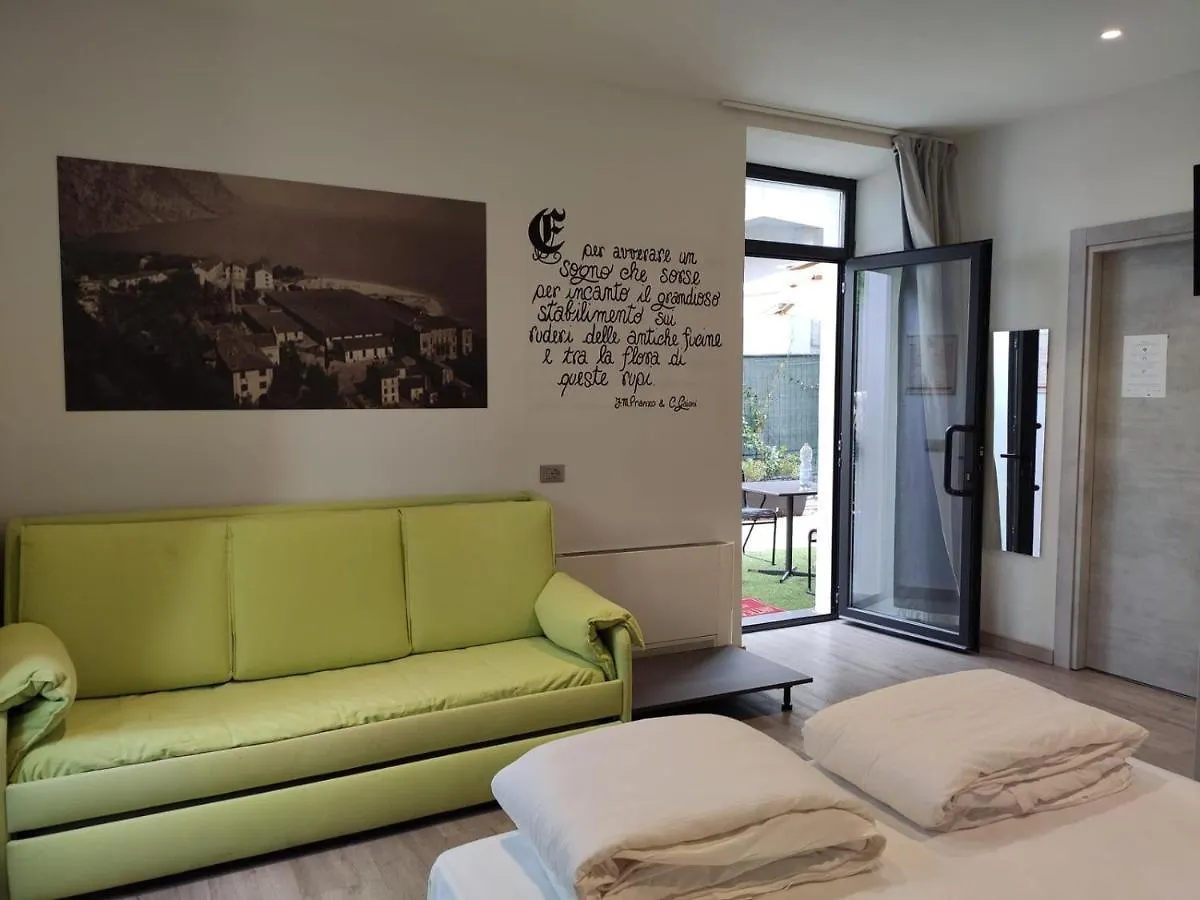 Hotel Antica Campione Rooms & Hostel Campione del Garda Italie