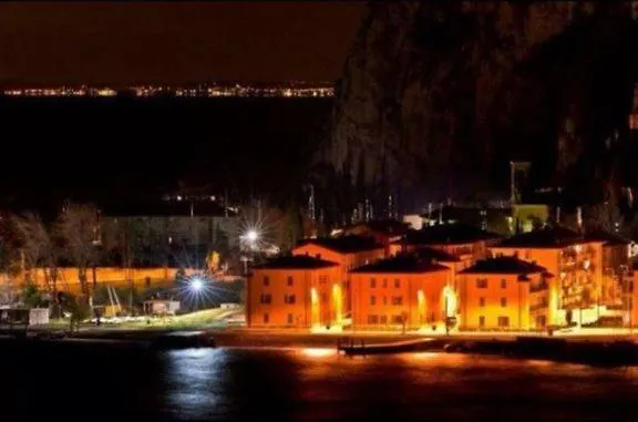 Antica Campione Rooms & Hostel Campione del Garda 0*,