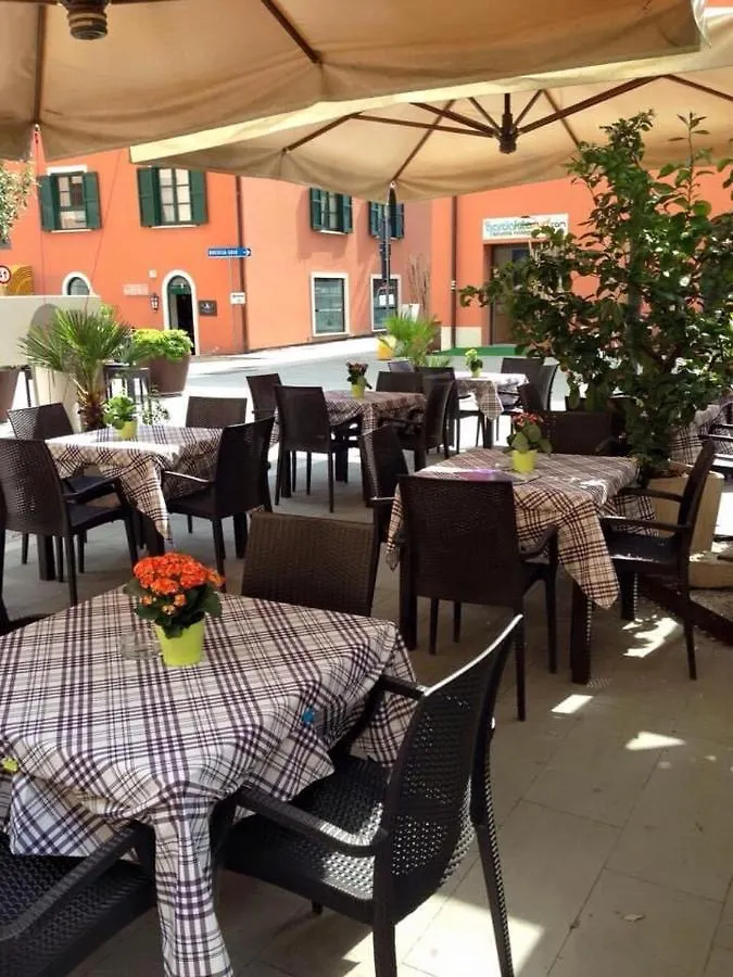 Antica Campione Rooms & Hostel Campione del Garda Hotel