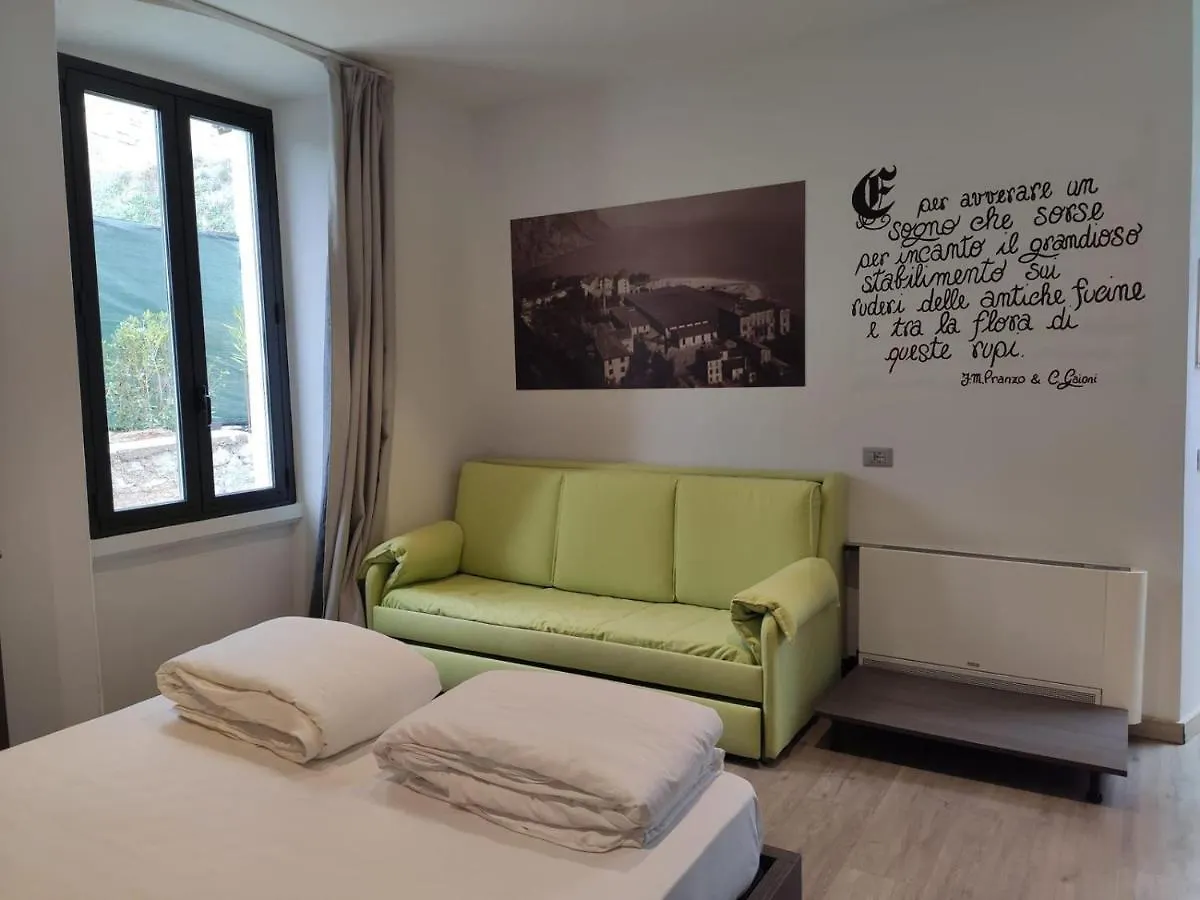 Antica Campione Rooms & Hostel Campione del Garda