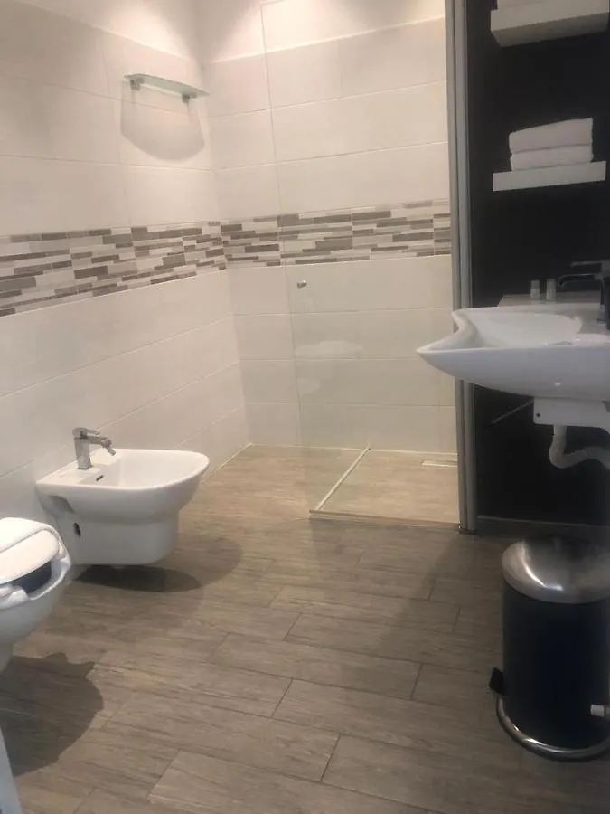 Hotel Antica Campione Rooms & Hostel Campione del Garda