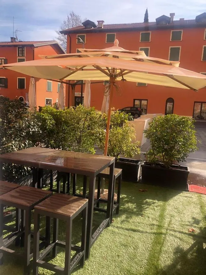 Antica Campione Rooms & Hostel Campione del Garda
